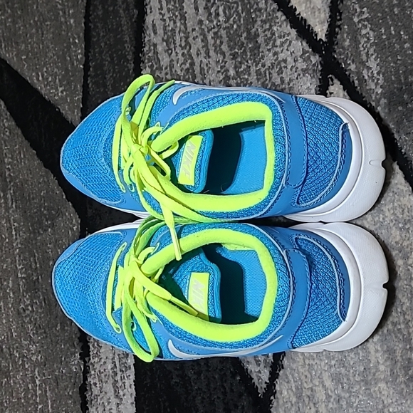 NIKE FLEX EXPERIENCE RN ATHLETIC RUNNING SHOES - Picture 7 of 11